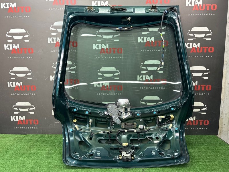 Крышка багажника Toyota Avensis