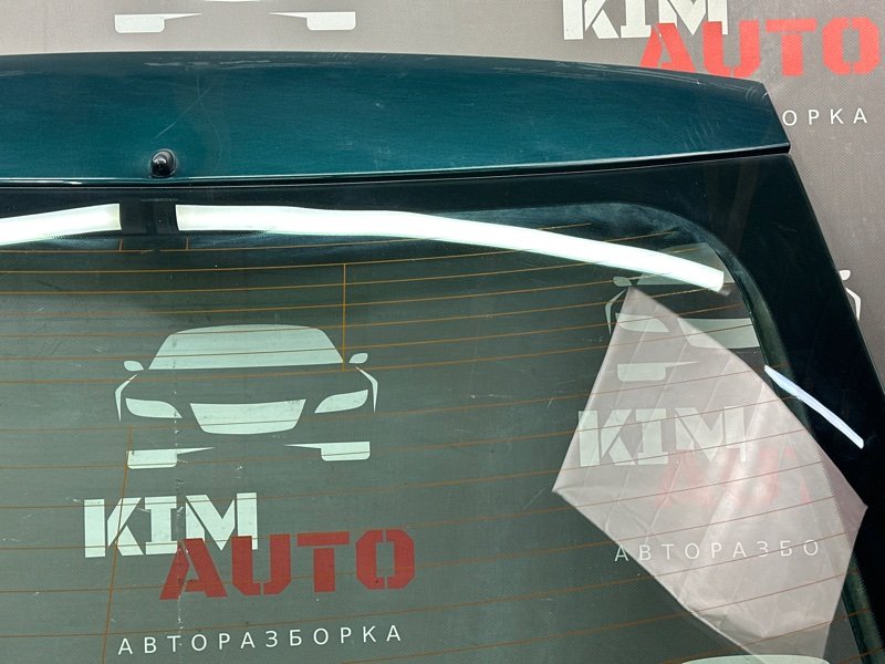 Крышка багажника Toyota Avensis