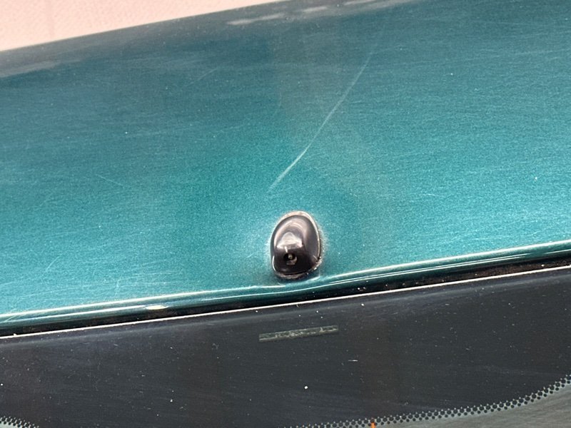 Крышка багажника Toyota Avensis