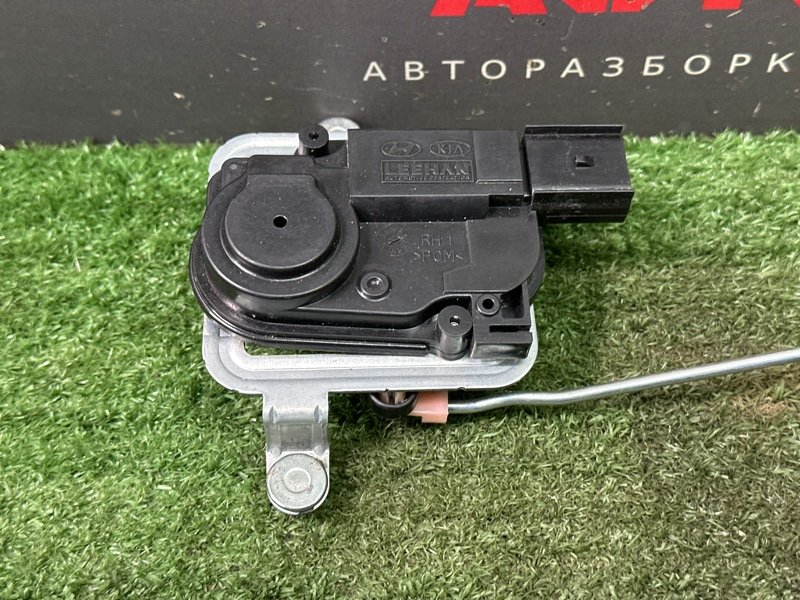 Замок крышки багажника Kia Rio 3 HB