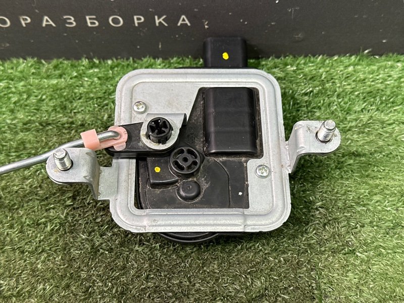 Замок крышки багажника Kia Rio 3 HB