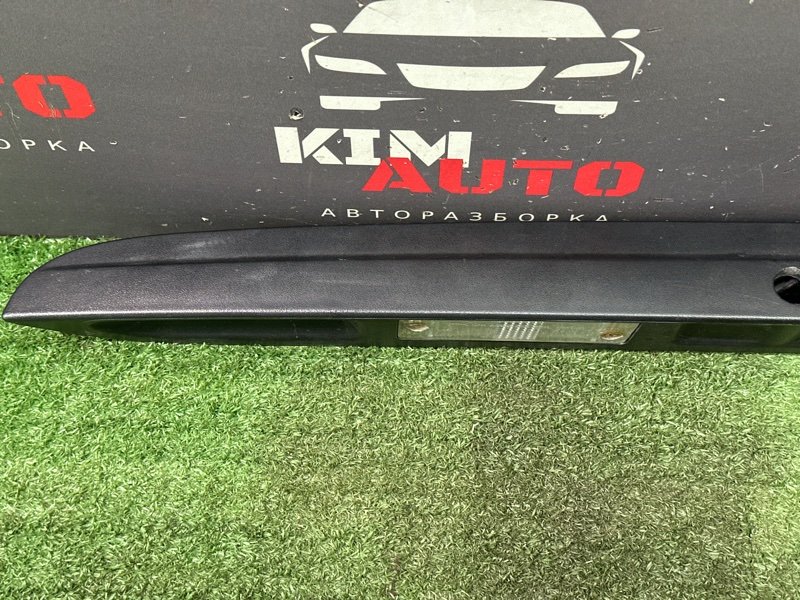 Молдинг крышки багажника Chevrolet Spark