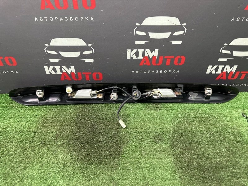 Молдинг крышки багажника Chevrolet Spark