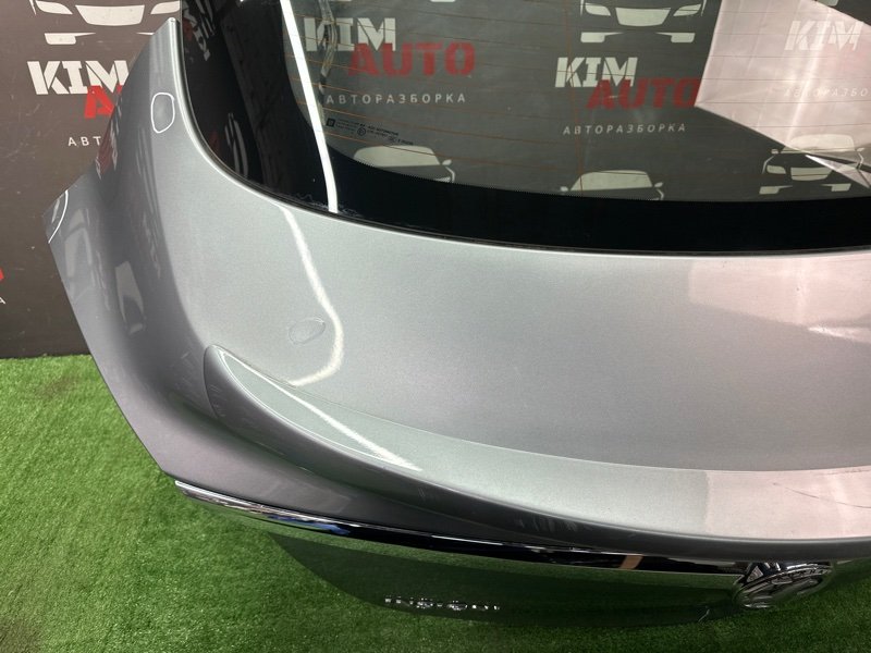 Крышка багажника Opel Insignia