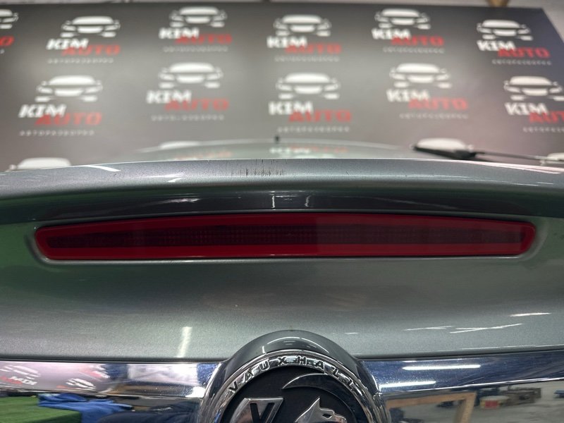 Крышка багажника Opel Insignia