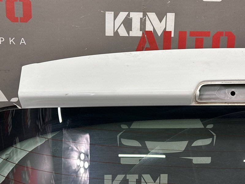 Крышка багажника Peugeot 308