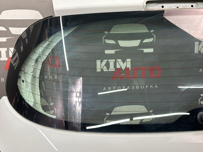 Крышка багажника Peugeot 308