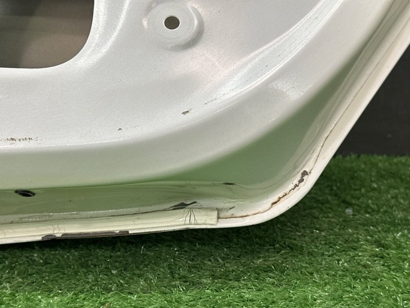 Крышка багажника Peugeot 308