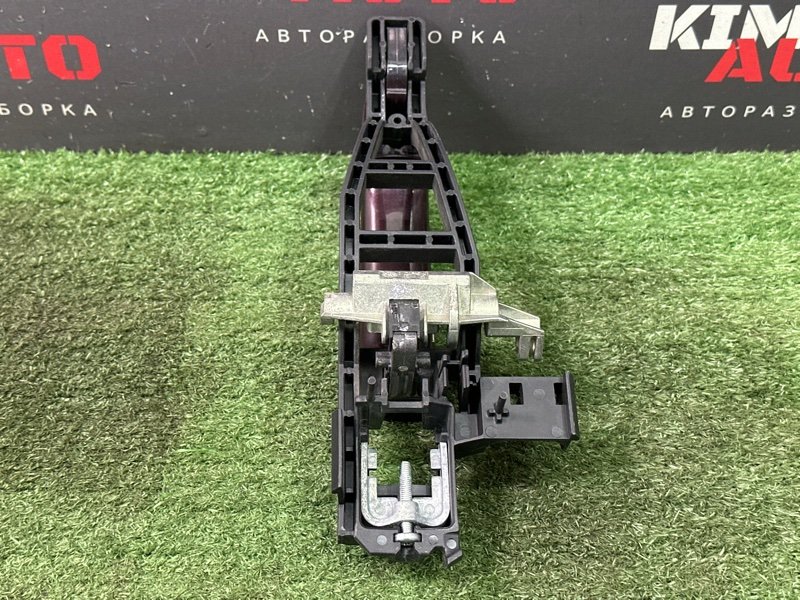 Ручка двери наружная Ford Focus 2