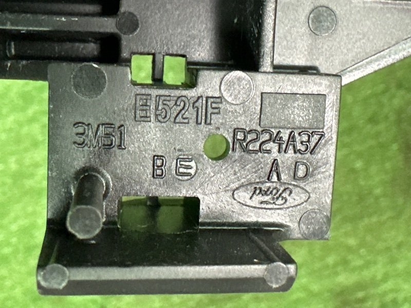 Ручка двери наружная Ford Focus 2