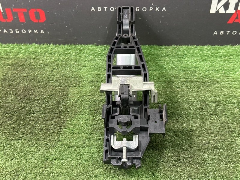 Ручка двери наружная Ford Focus 2