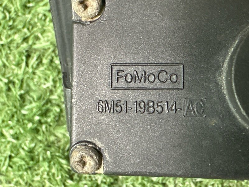 Кнопка открывания багажника Ford Focus 2