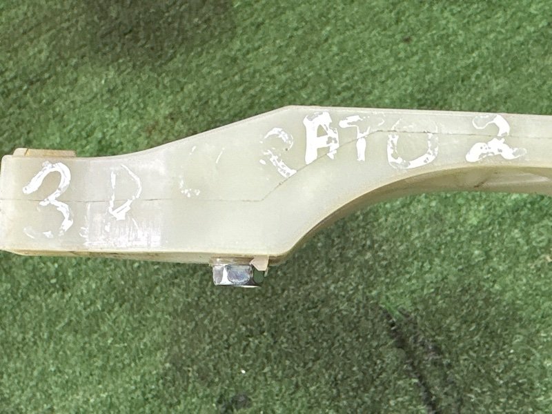 Кронштейн ручки двери Kia Cerato 2