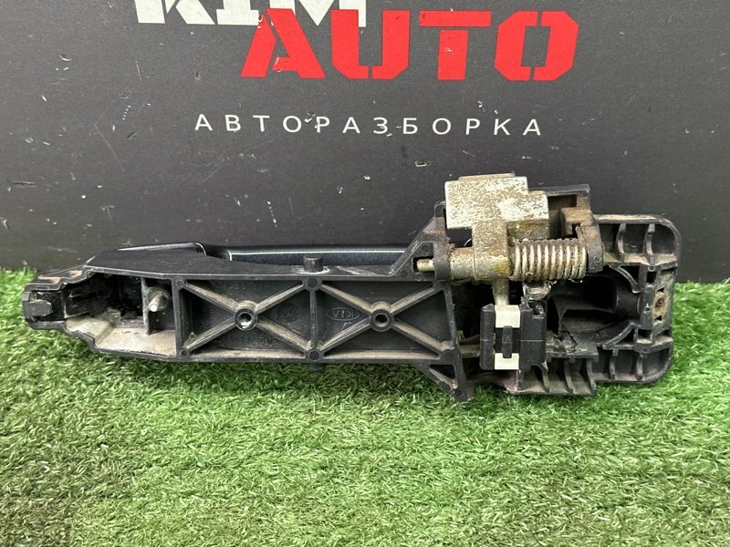 Ручка двери наружная в сборе Kia Ceed 1