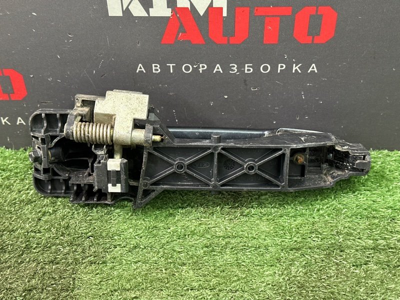Ручка двери наружная в сборе Kia Ceed 1