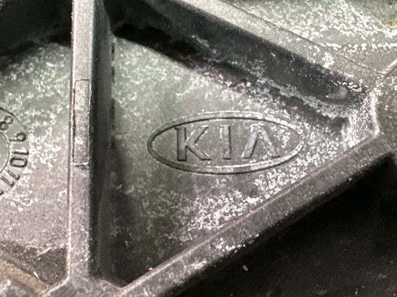 Кронштейн ручки двери Kia Ceed 1