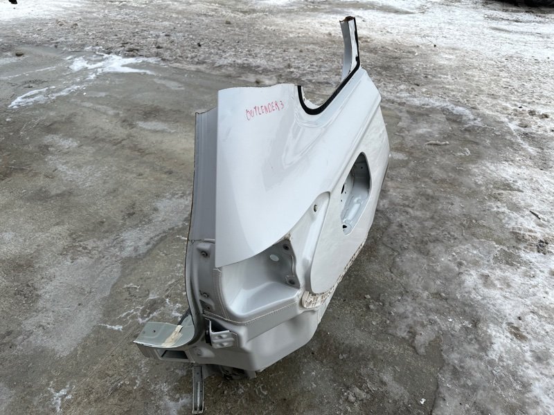 Крыло (четверть) Mitsubishi Outlander