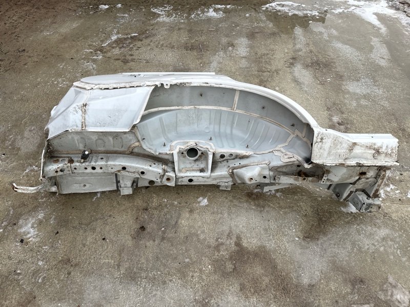 Крыло (четверть) Mitsubishi Outlander