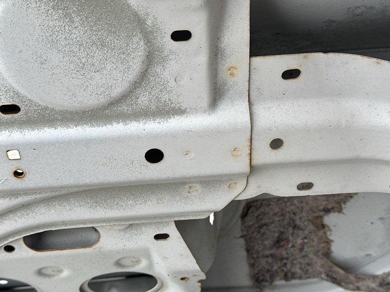 Крыло (четверть) Mitsubishi Outlander