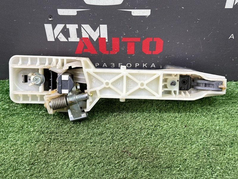 Ручка двери наружная в сборе Hyundai SantaFe 2 CM