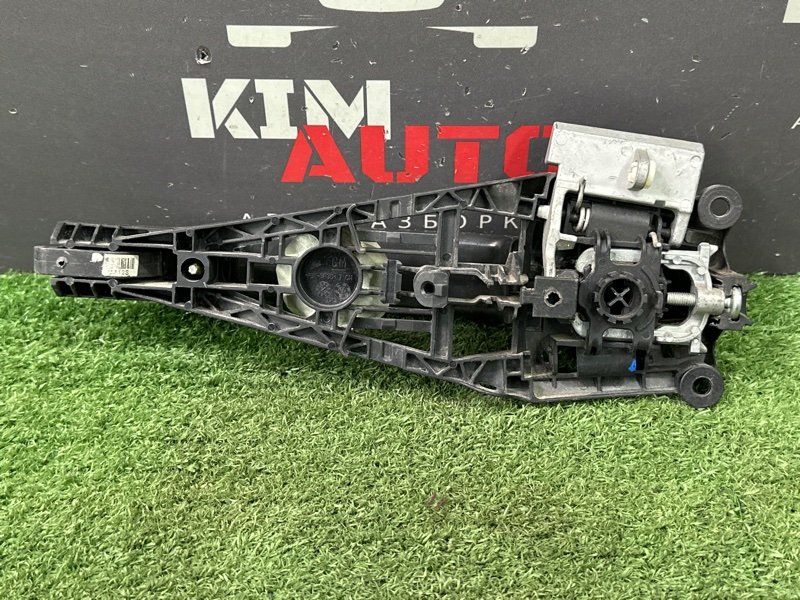 Ручка двери наружная в сборе Chevrolet Cruze J300