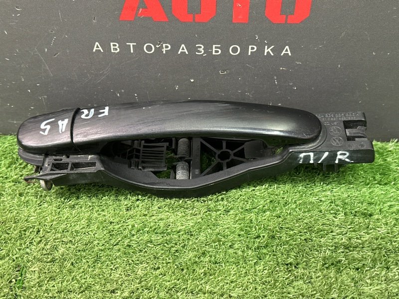 Ручка двери наружная в сборе Skoda Octavia A5