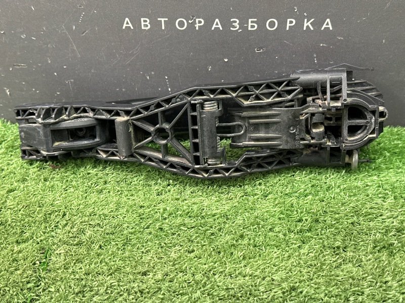 Ручка двери наружная в сборе Skoda Octavia A5