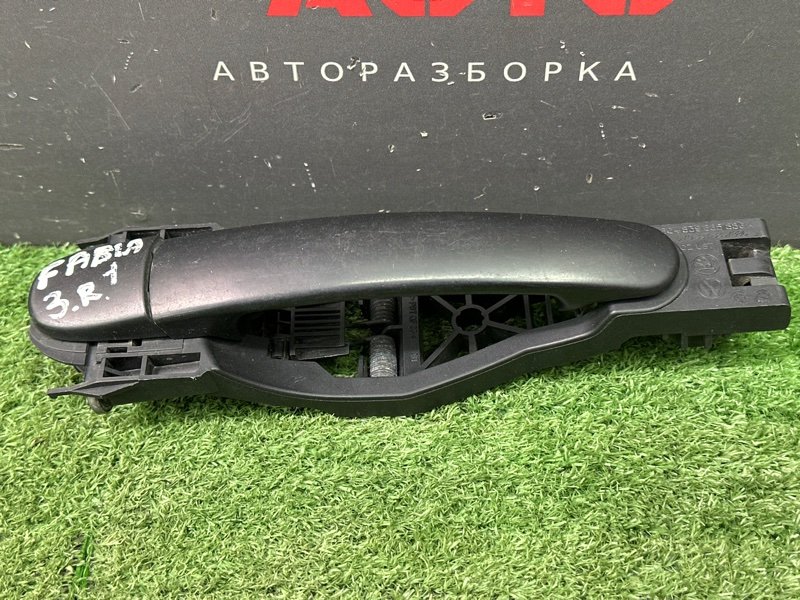 Ручка двери наружная в сборе Skoda Fabia 1