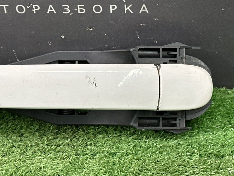 Ручка двери наружная в сборе Skoda Fabia 1