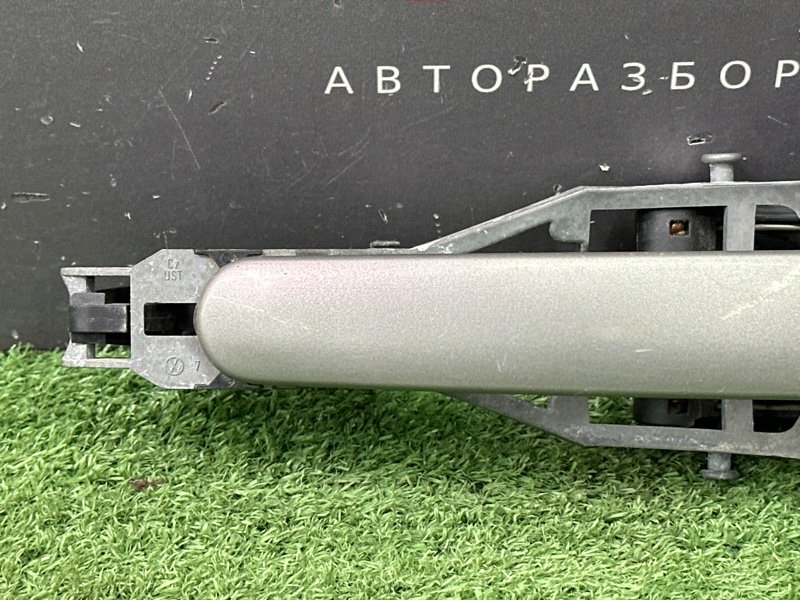 Ручка двери наружная в сборе Skoda Octavia A5