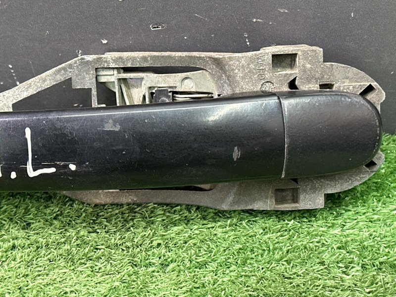 Ручка двери наружная в сборе Volkswagen Passat B5
