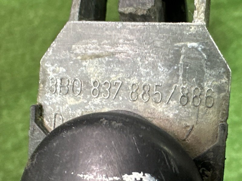 Ручка двери наружная в сборе Skoda Octavia A5