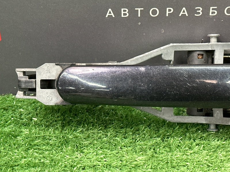 Ручка двери наружная в сборе Skoda Octavia A5