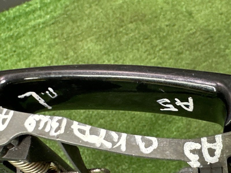 Ручка двери наружная в сборе Skoda Octavia A5