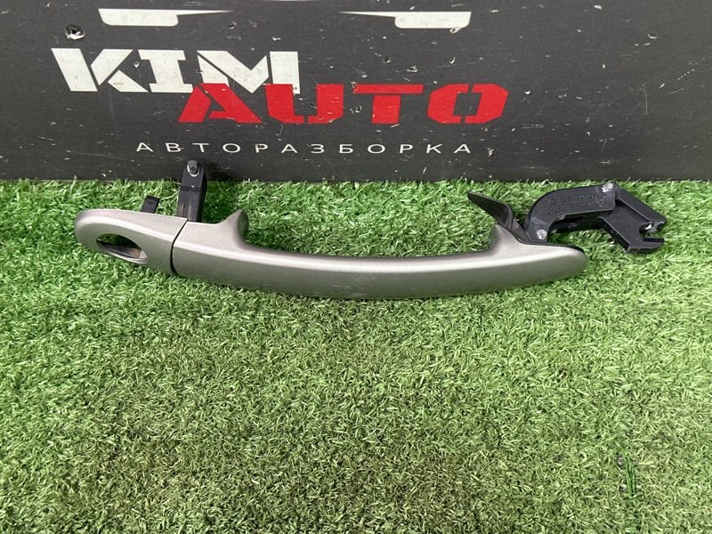 Ручка двери наружная Skoda Octavia A5