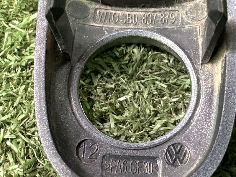 Ручка двери наружная Skoda Octavia A5