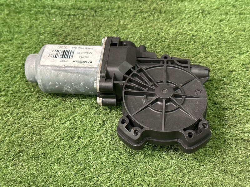 Мотор стеклоподъемника Kia Rio 3 2014 QB