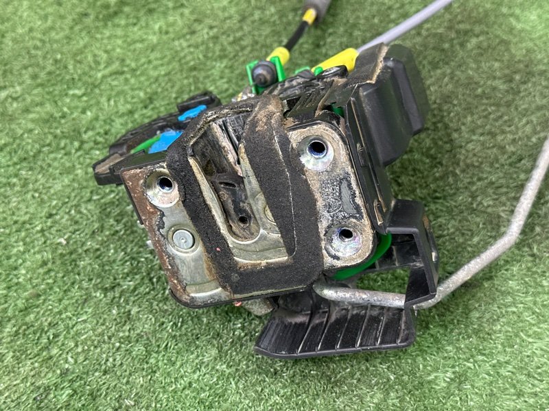 Замок двери Kia Rio 3 2014 QB