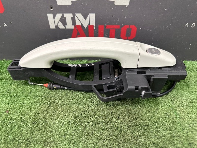 Ручка двери наружная в сборе Ford Focus 3