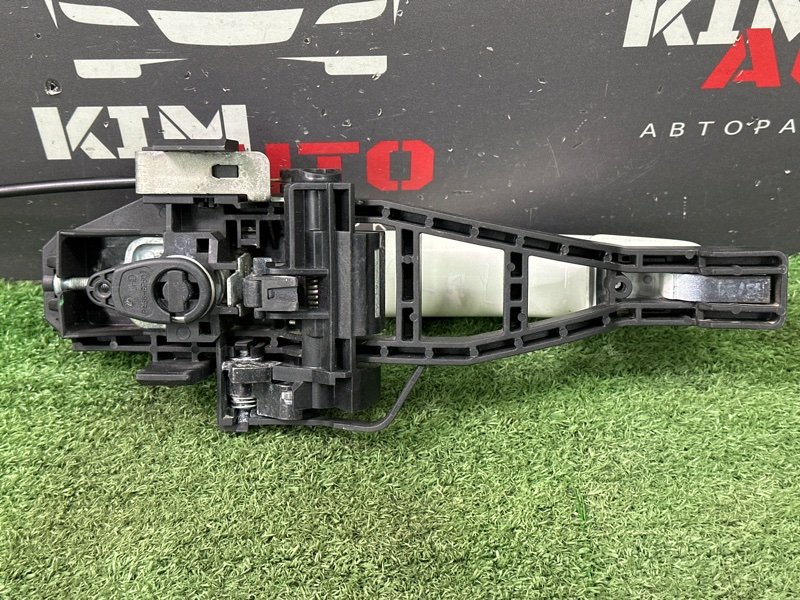 Ручка двери наружная в сборе Ford Focus 3