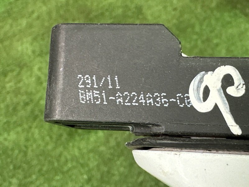 Ручка двери наружная в сборе Ford Focus 3