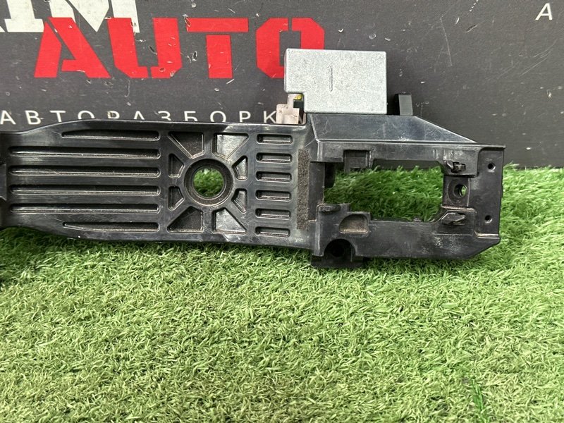 Кронштейн ручки двери Mazda 6 GH