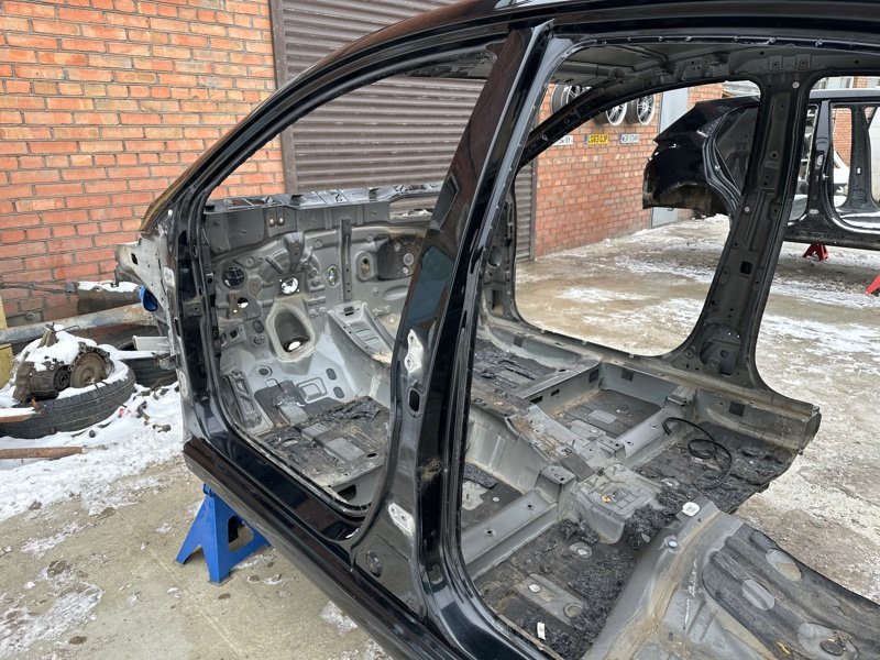 Порог со стойкой Hyundai Solaris 1 2013 RB