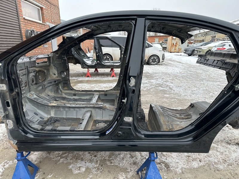 Порог со стойкой Hyundai Solaris 1 2013 RB