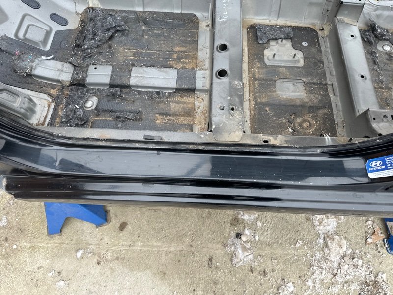Порог со стойкой Hyundai Solaris 1 2013 RB