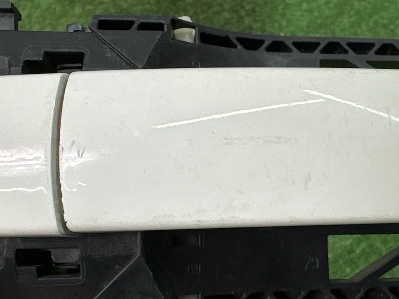 Ручка двери наружная в сборе Skoda Fabia 2