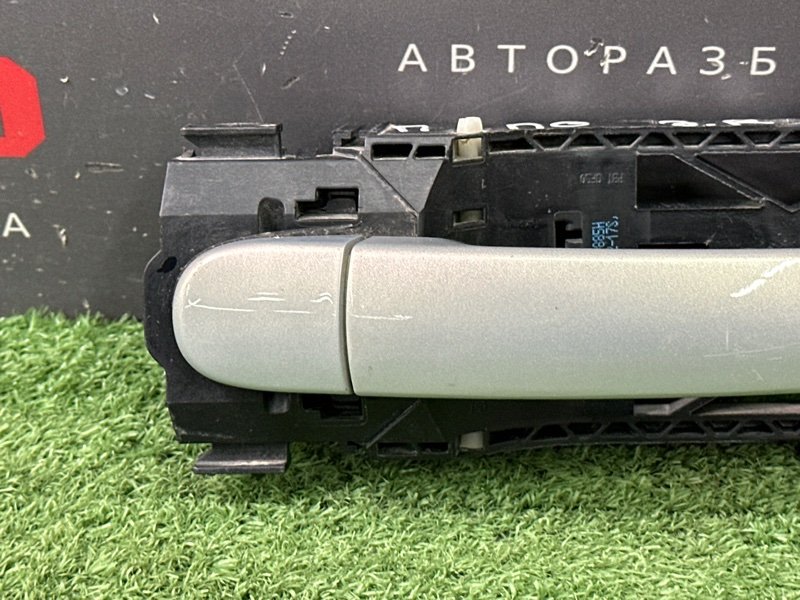 Ручка двери наружная в сборе Volkswagen Polo 5