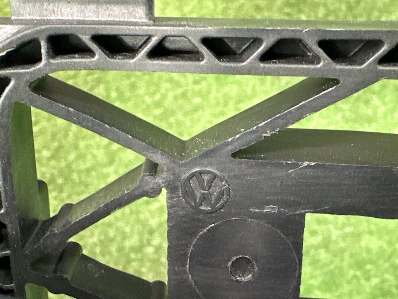 Ручка двери наружная в сборе Skoda Fabia 2