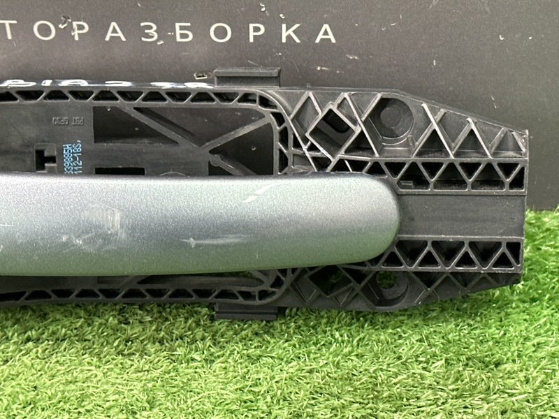 Ручка двери наружная в сборе Skoda Fabia 2