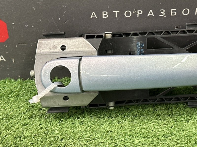 Ручка двери наружная в сборе Skoda Fabia 2